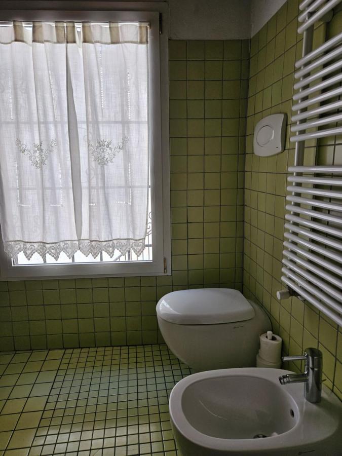 Vm Siro Comi Lägenhet Pavia Exteriör bild
