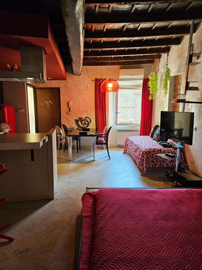 Vm Siro Comi Lägenhet Pavia Exteriör bild